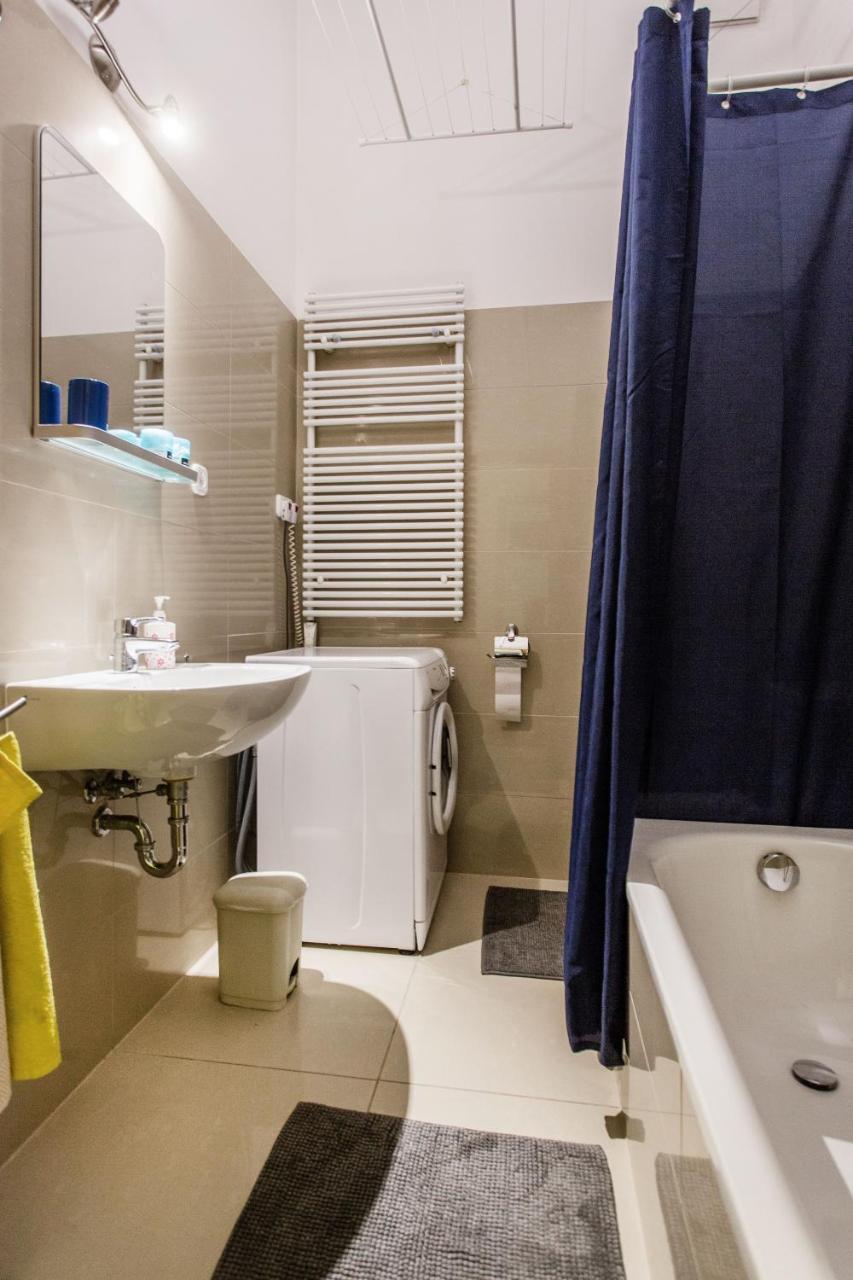 Family By Heroes' Square Apartamento Budapest