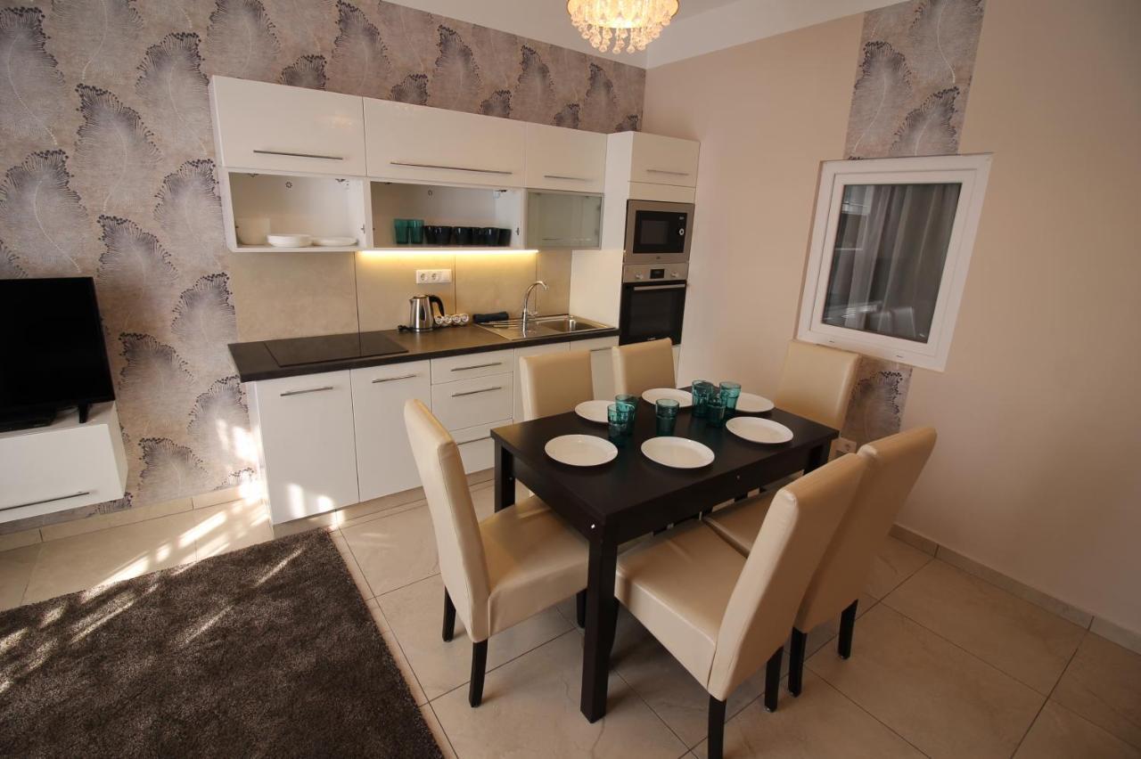 VÁCI Fashion Street Apartment Appartamento *