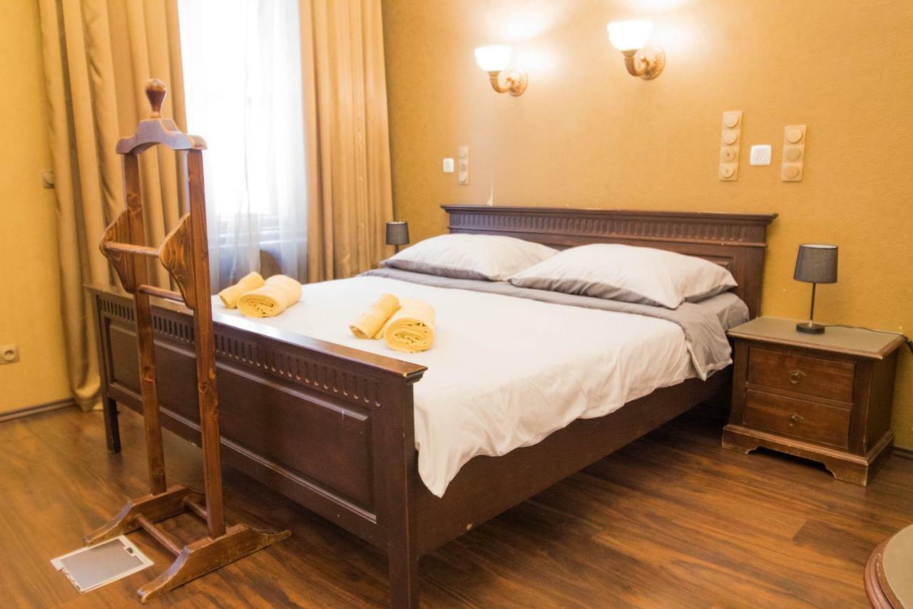 Royal Suites