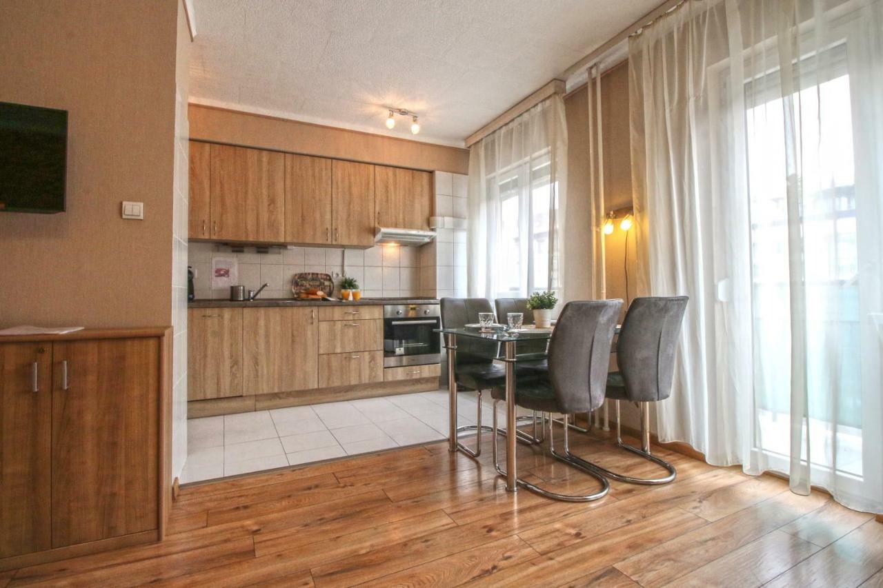 Narancsvirag Apartman Apartmán