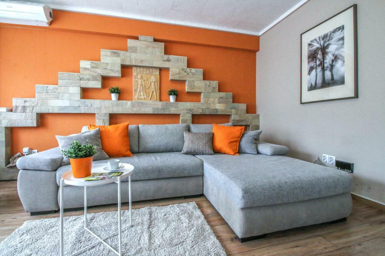 Narancsvirag Apartman Apartmán *