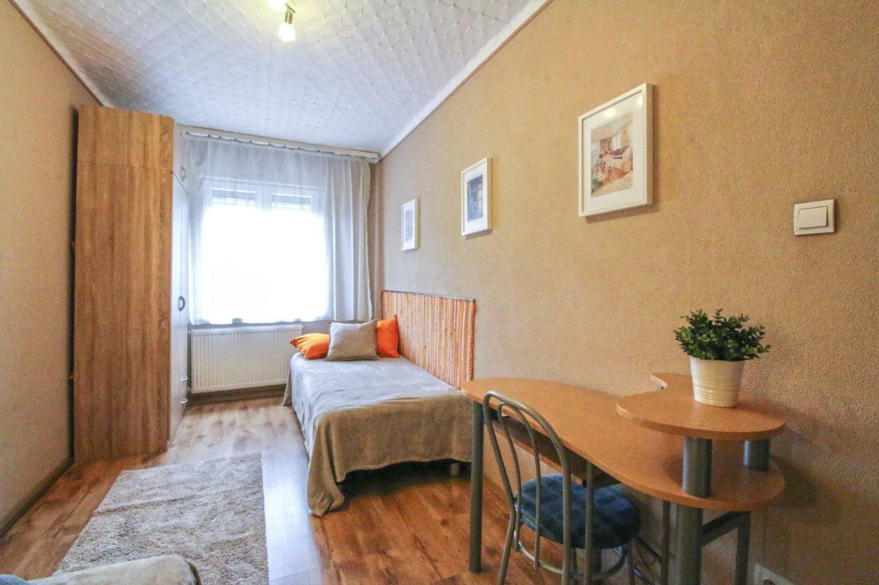 Narancsvirag Apartman Apartmán *