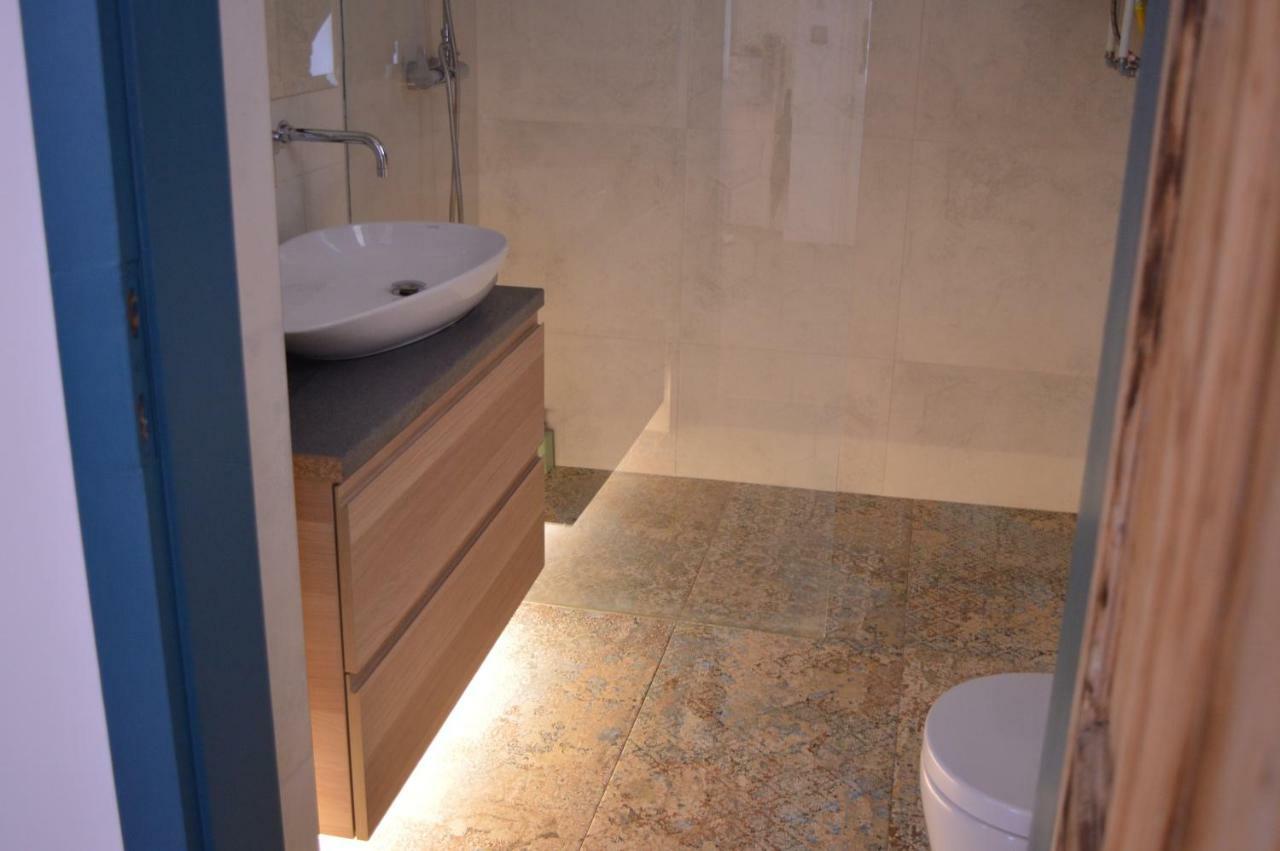 The Deak Cube Apartamento *