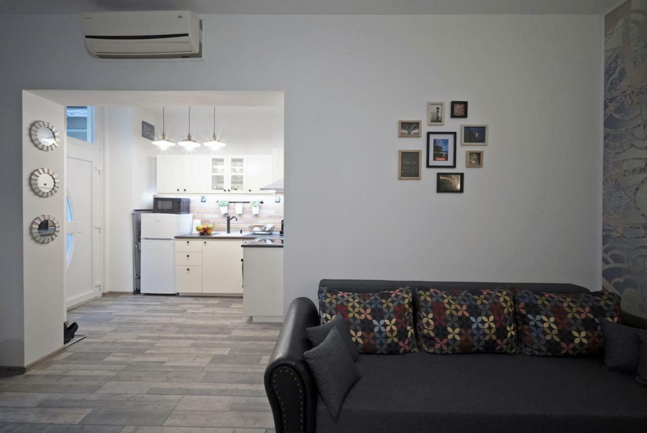Standard By Hi5 -akacfa 57 * Budapest