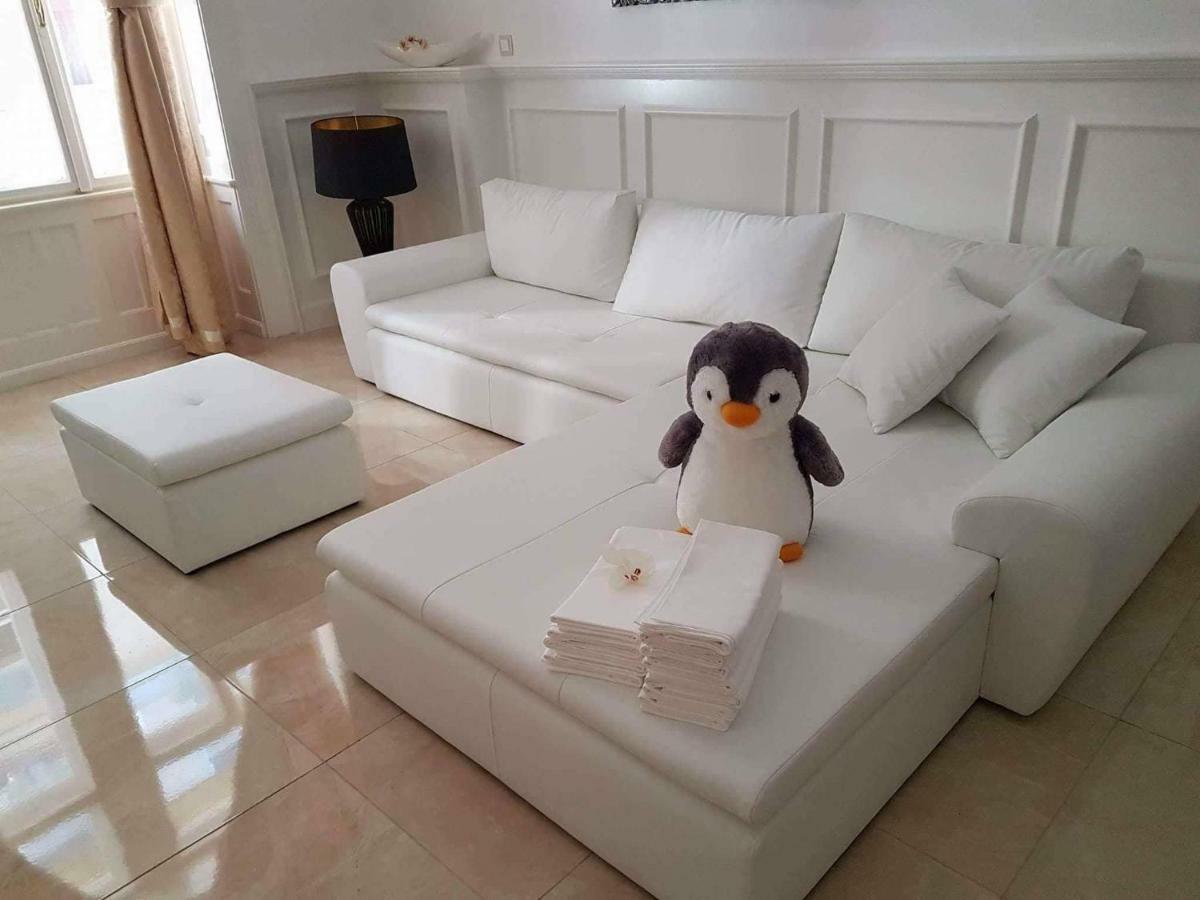 Pure Luxury *