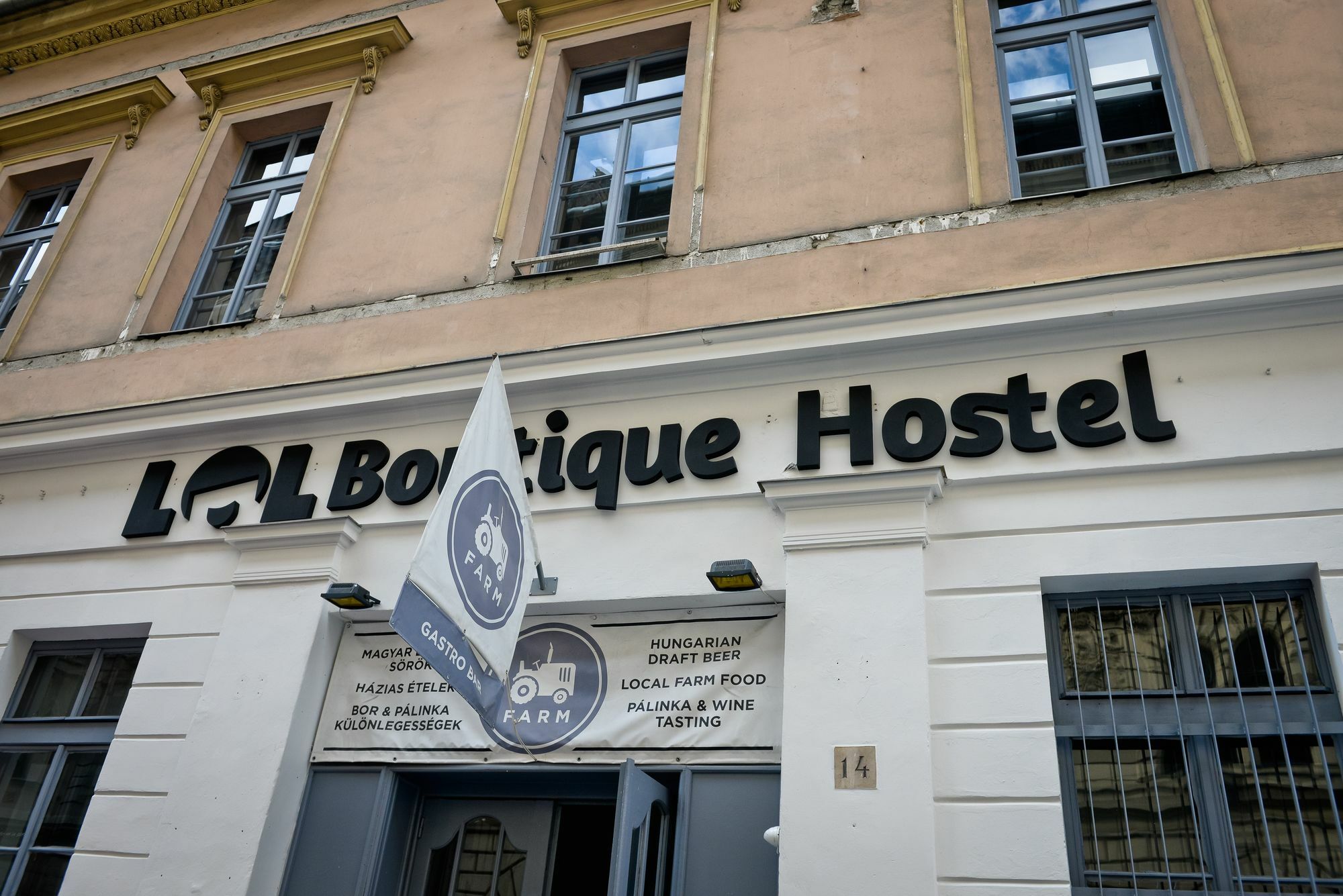 Ostello Lol Boutique Center *