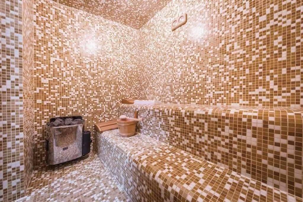 Pure Luxury *