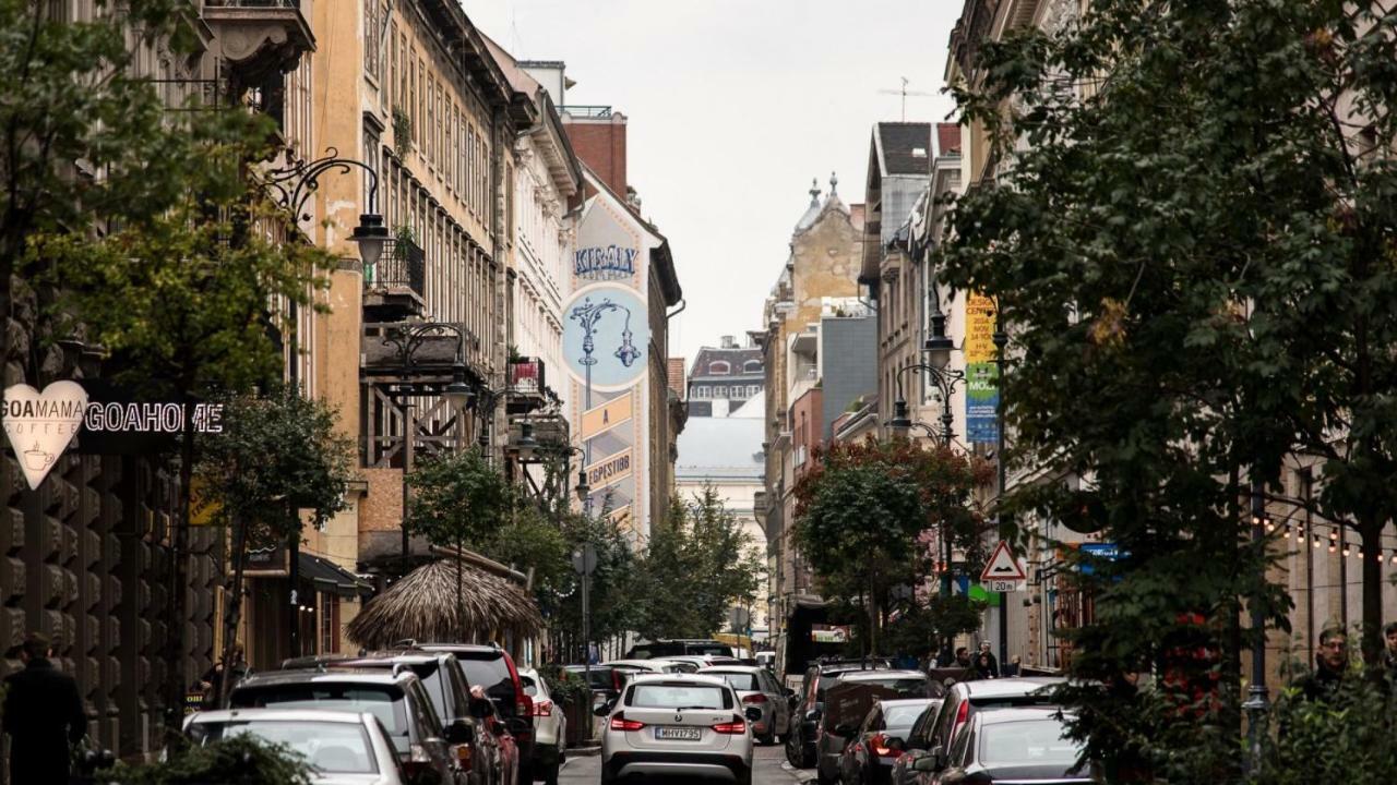 Kingdom & Car Parking On-site & Aircon & Quiet & Family Friendly Apartamento Budapest
