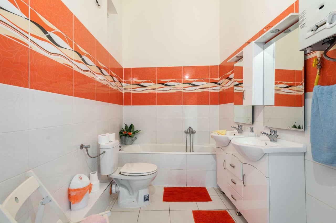 Izabella Apartment