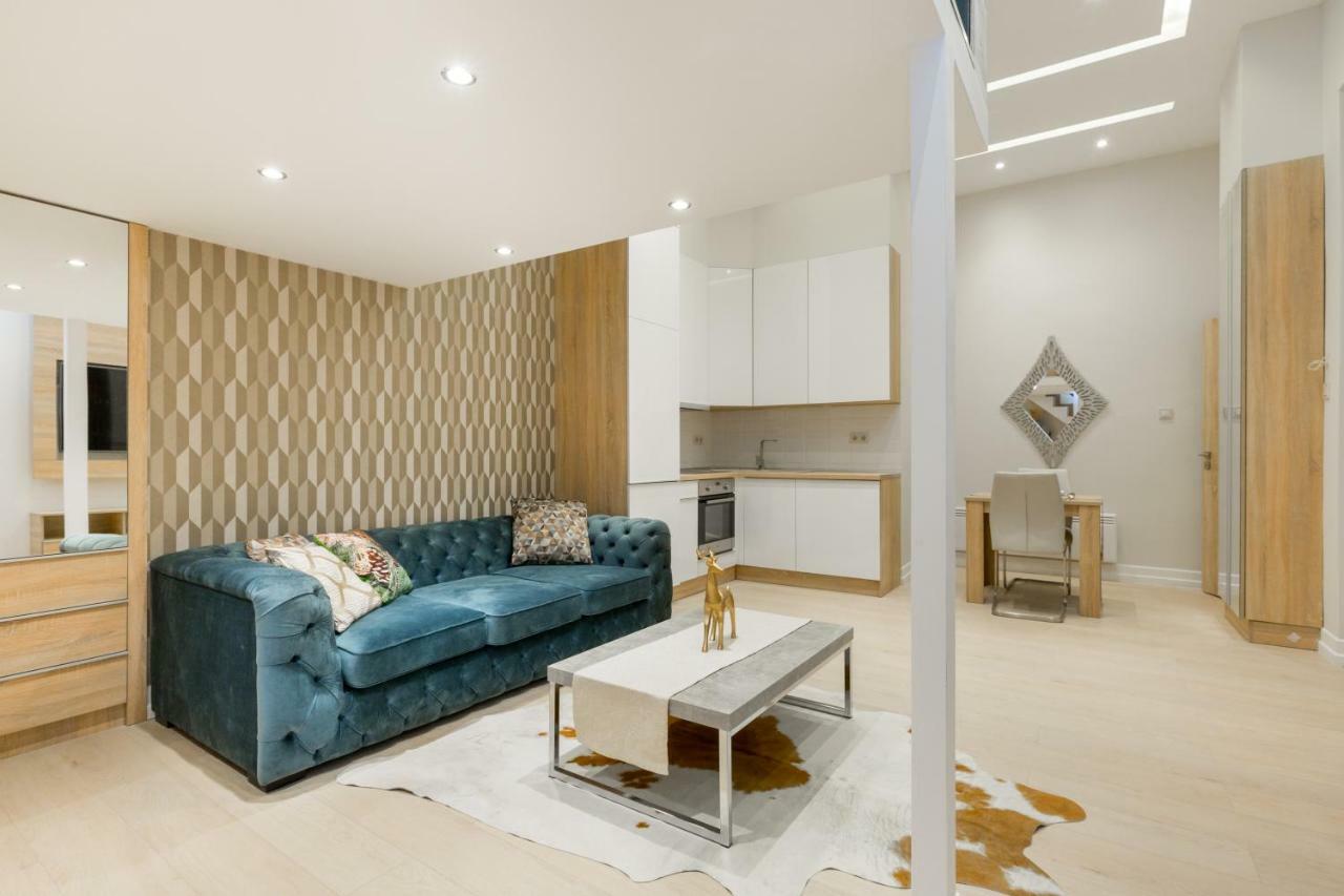 Apartman F15 Falk *