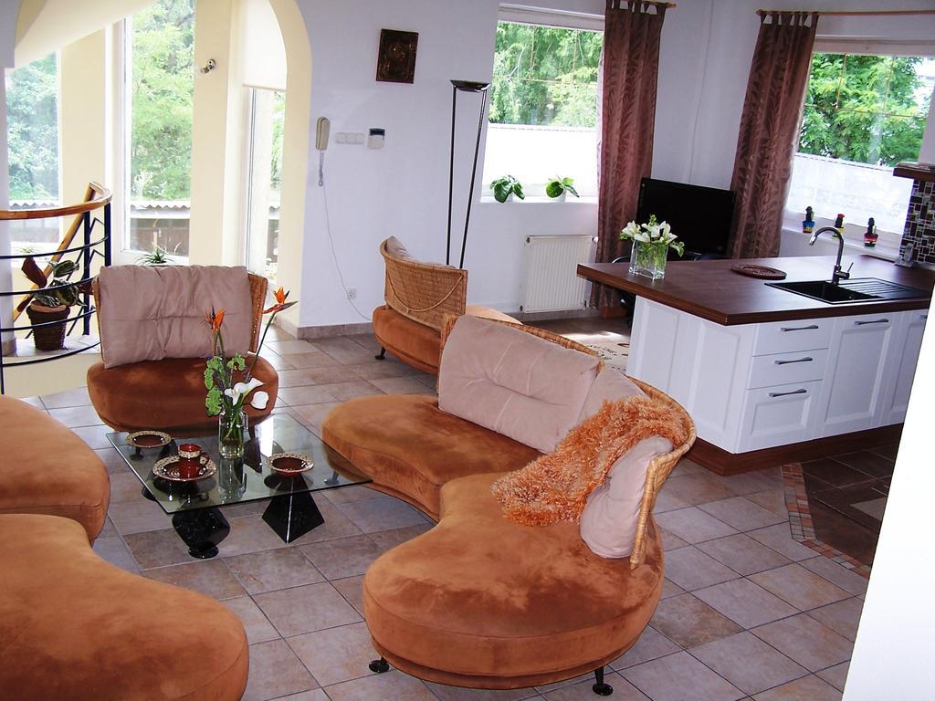 Hermina Maganszallas 2*