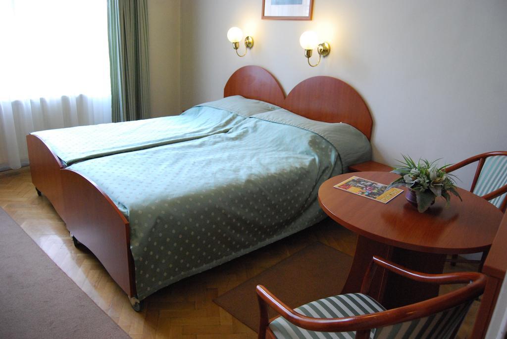 Peregrinus Hotel
