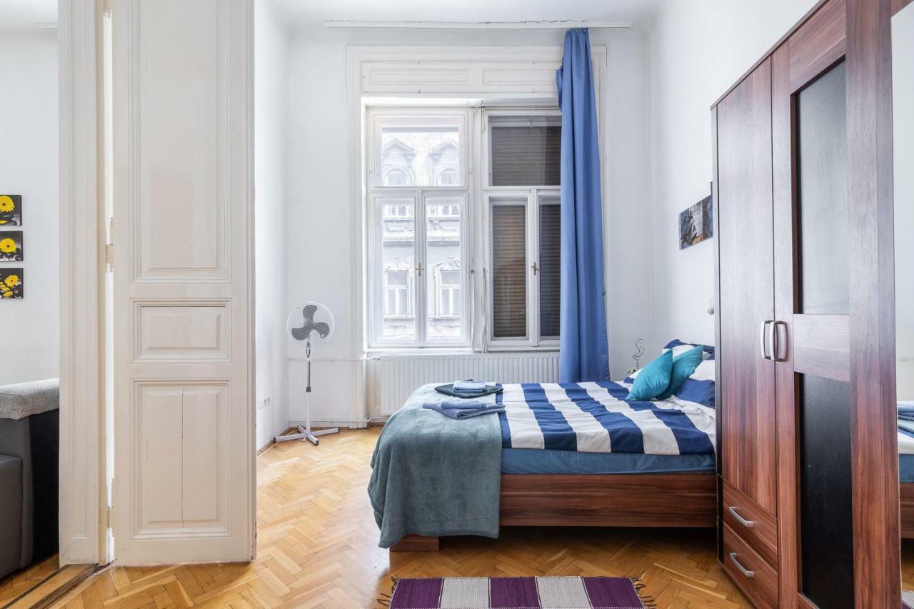 Izabella 2 * Budapest