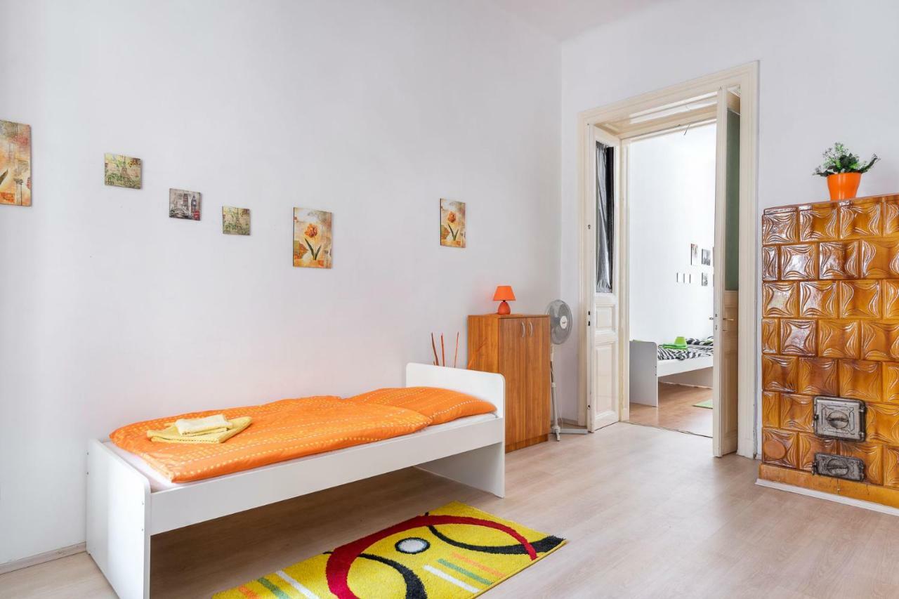 Izabella 2 * Budapest
