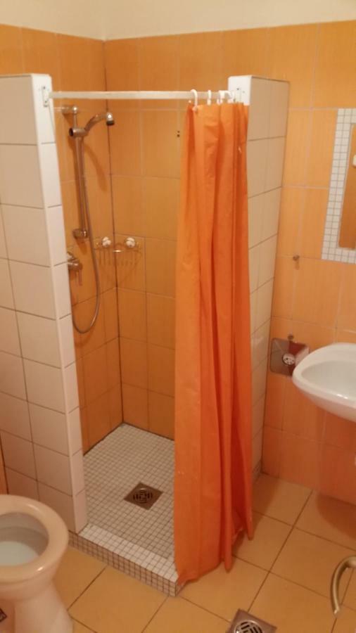 Goodmo House Auberge de jeunesse