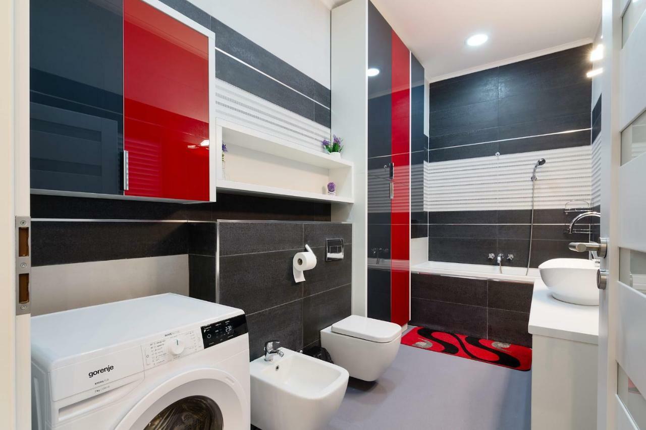 Red Passion Deluxe At Gozsdu Apartmán *