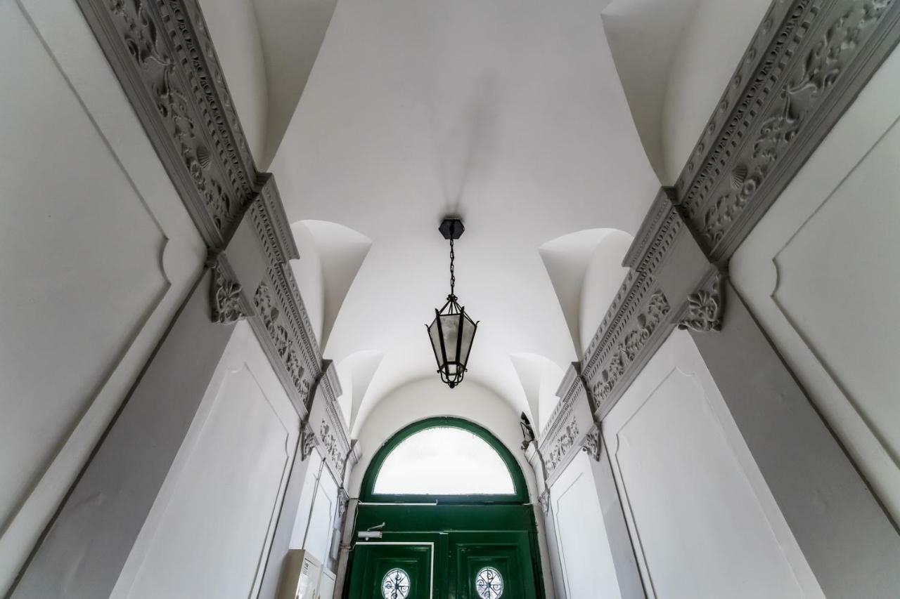Bpr Azure Desire Budapest