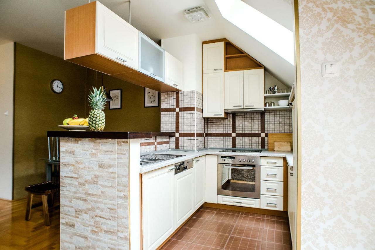 Hollo - Private Garage - A/c Appartamento Budapest