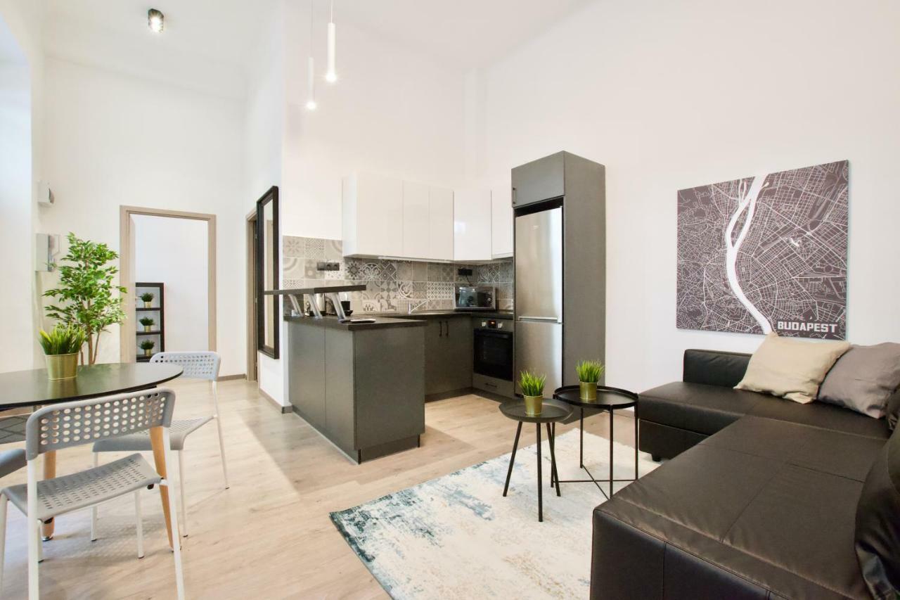 Standard By Hi5 - Rákóczi út 23 Apartamento
