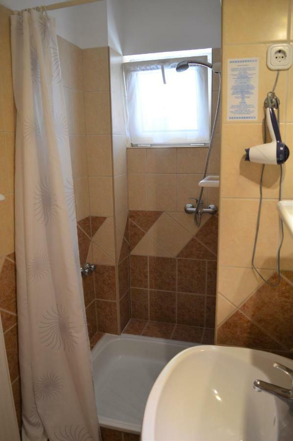 Alfred Panzio Bed & Breakfast 3*