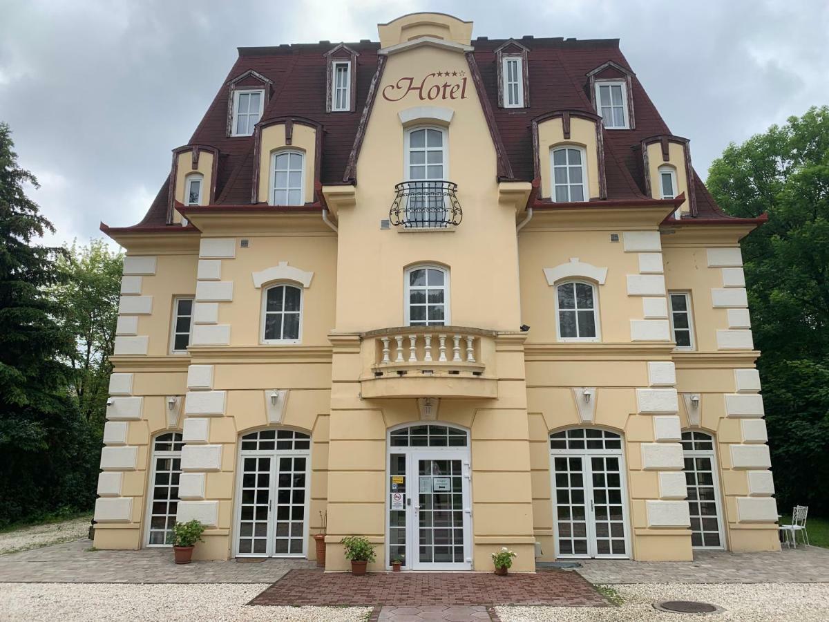 Walzer Hotel 3*