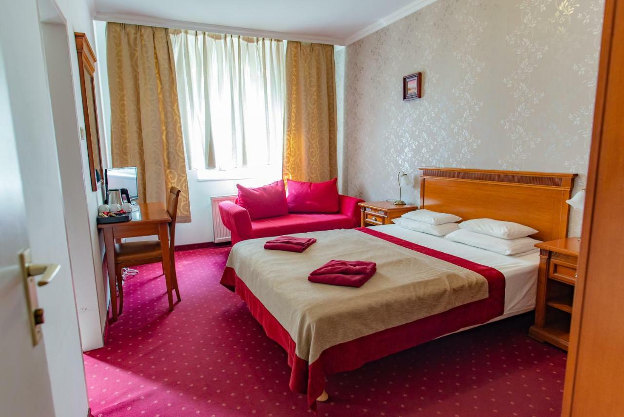 Walzer Hotel 3*