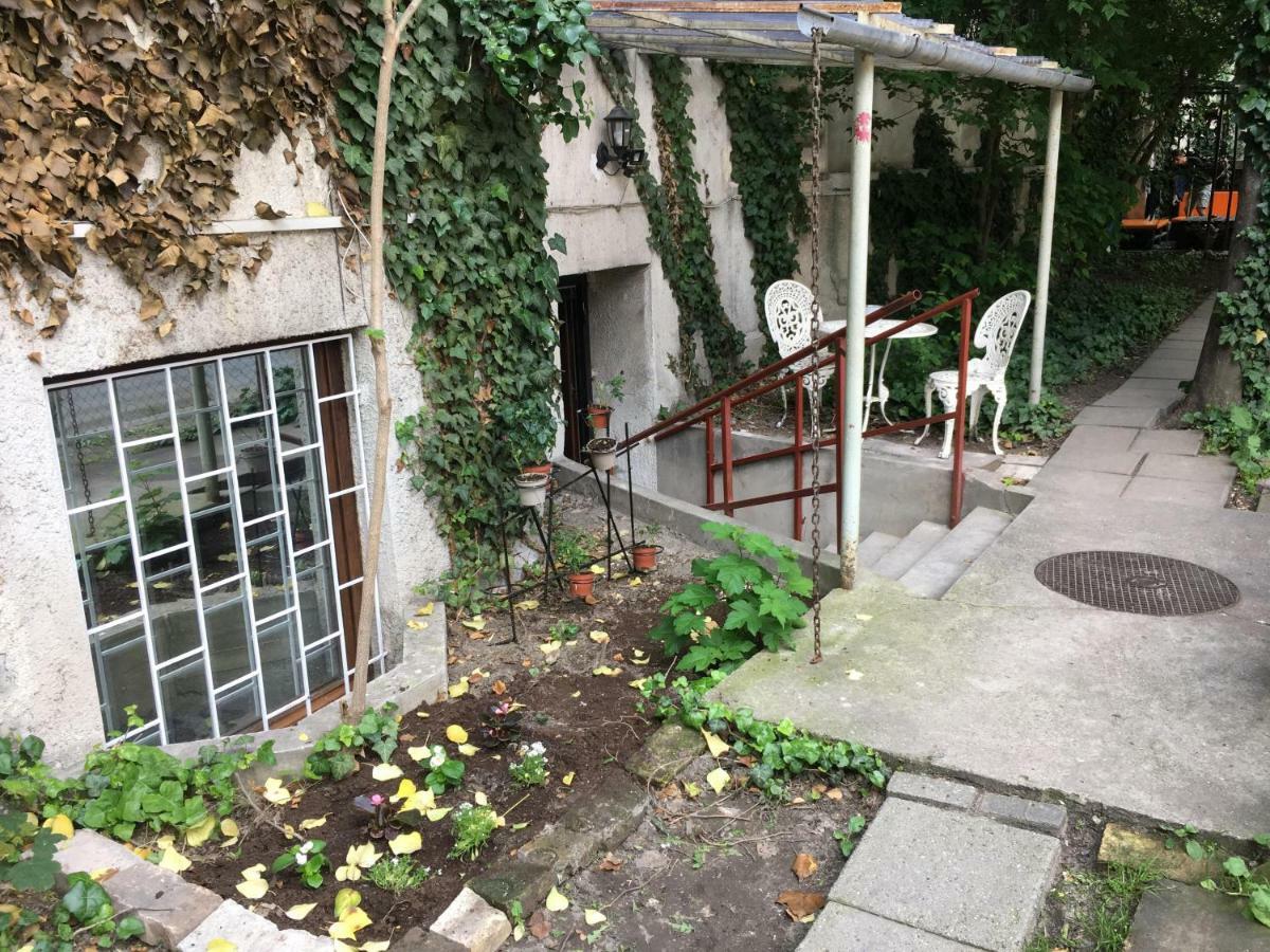 Baroque & Coworking * Budapest