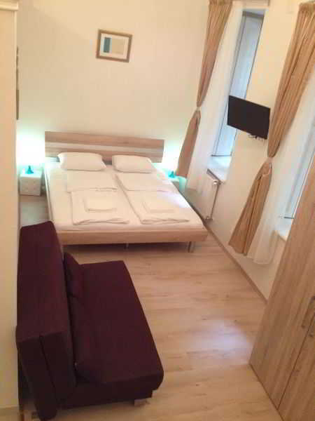 Anoli 3* Budapest