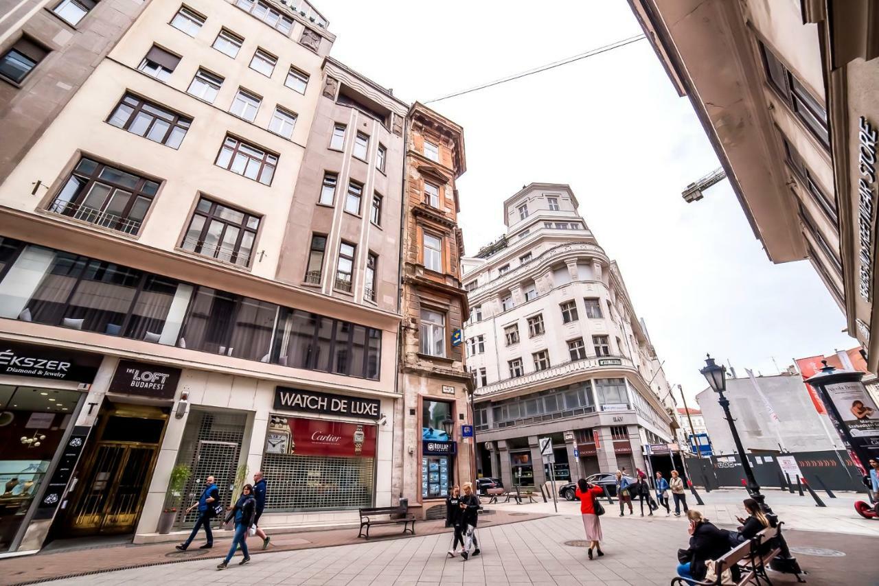 2b & Budapest
