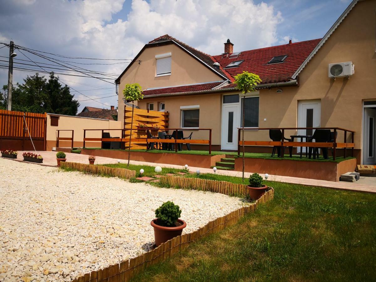 Garden *