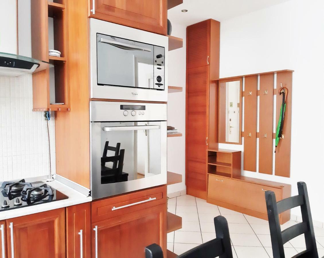 Gold Rose With 3 Apartament