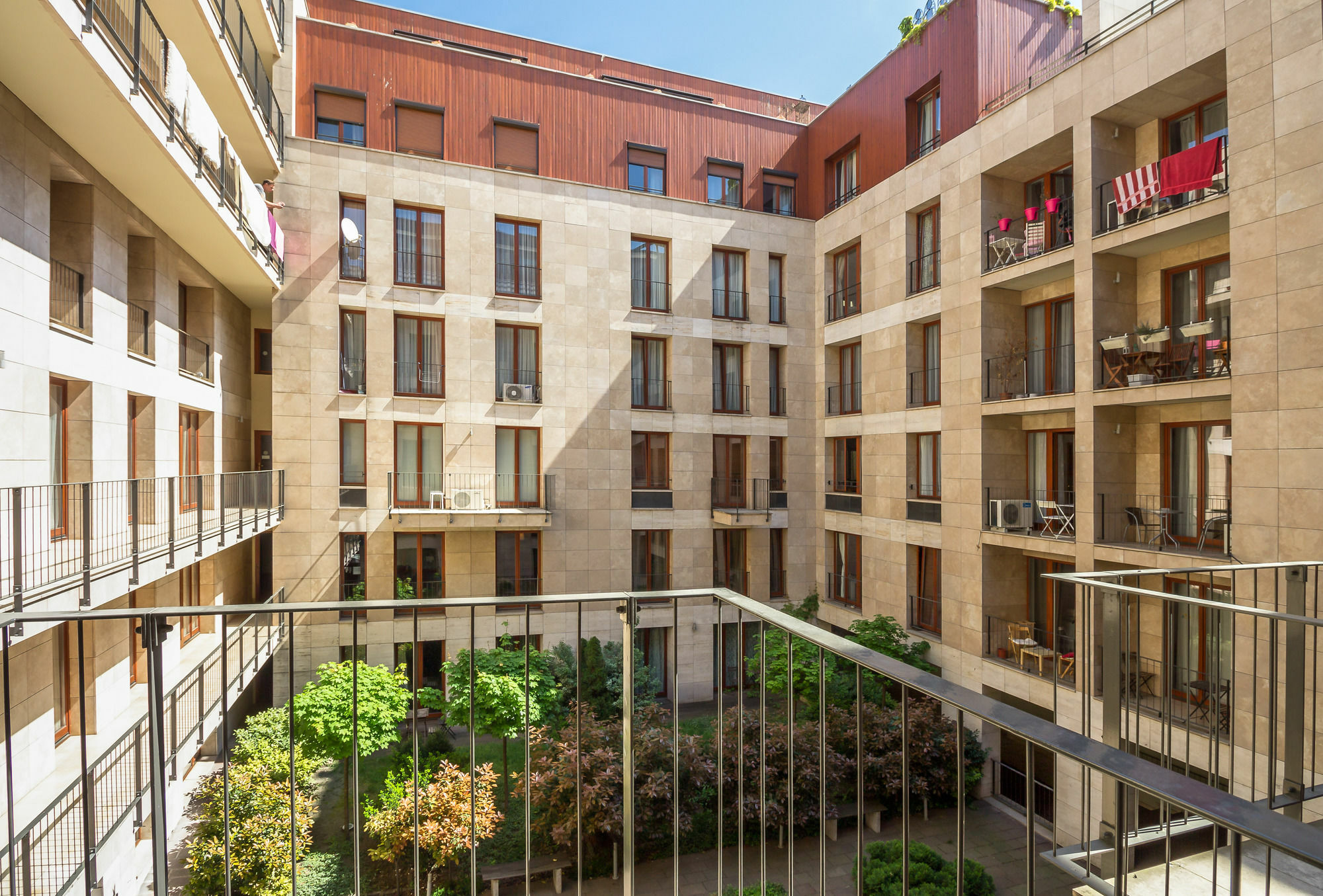 Adler Budapest
