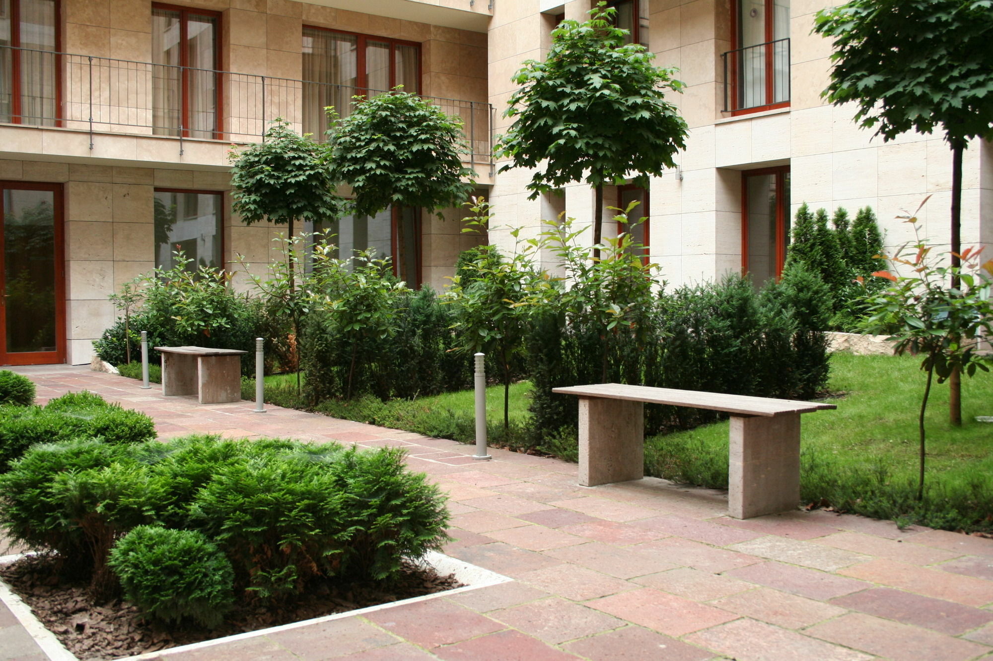 Adler Budapest