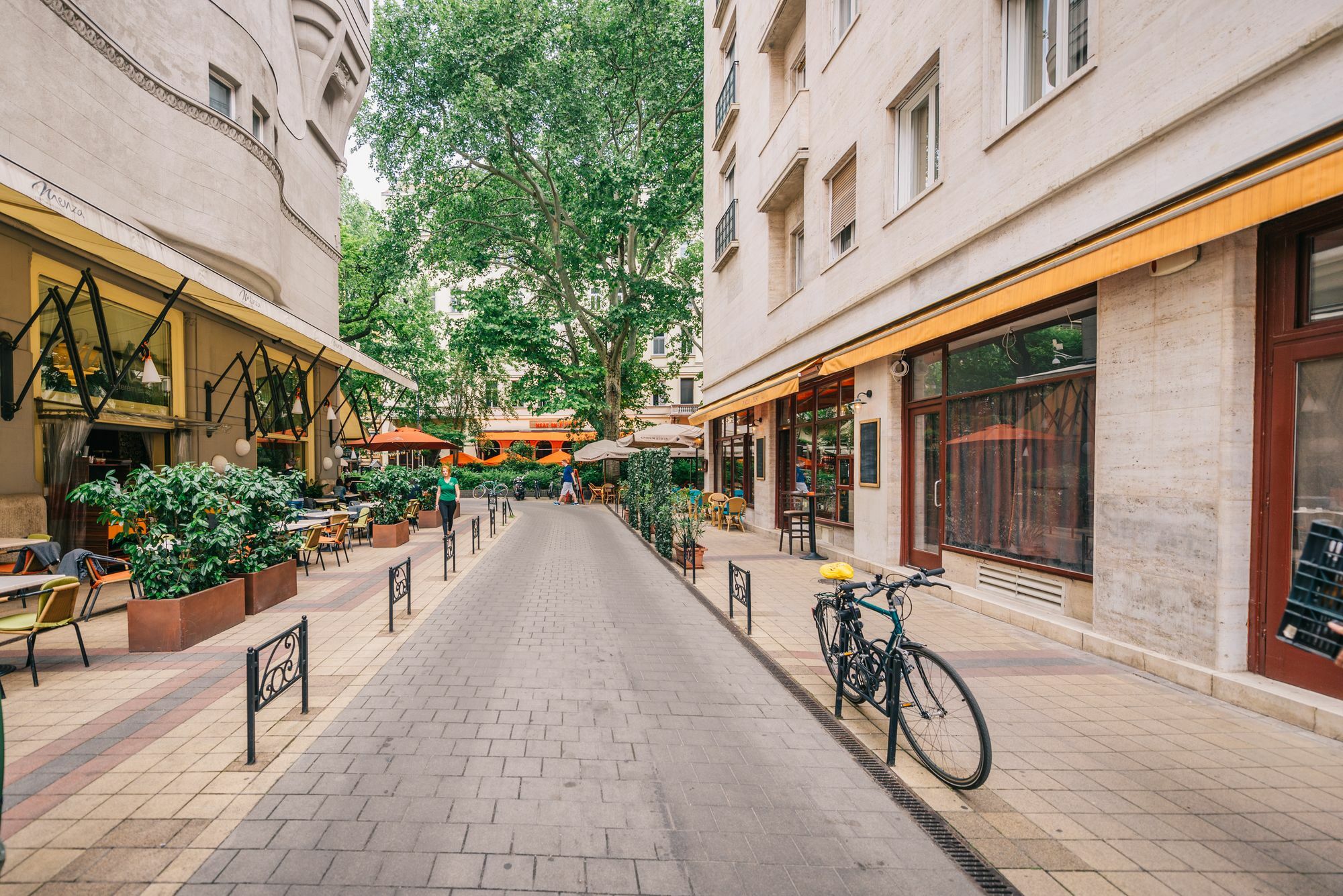 Oasis At Paulay Ede Street Ii
