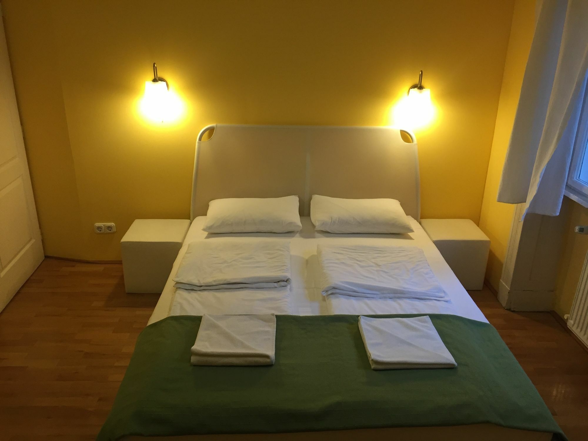 Club & Apartamento
