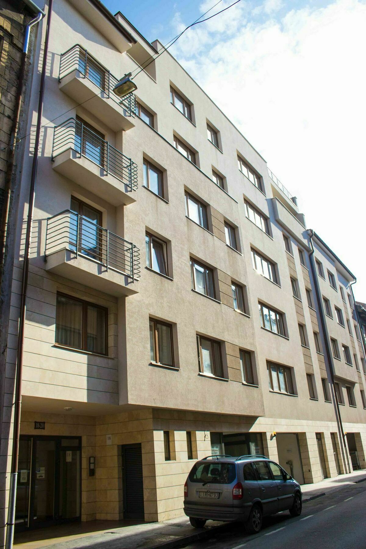 Maple Tree Budget Apartment Budapest