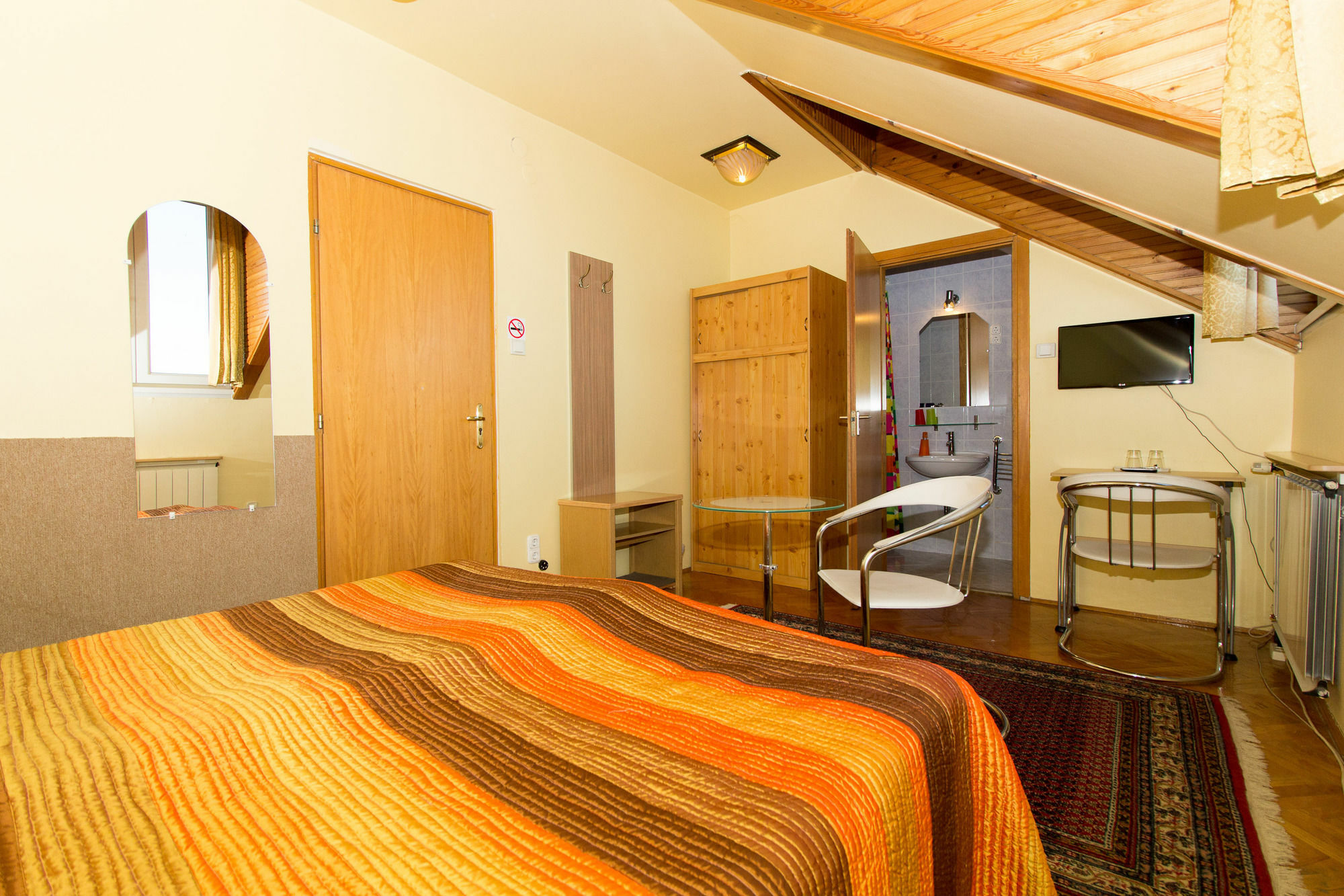 Budavar Bed and breakfast