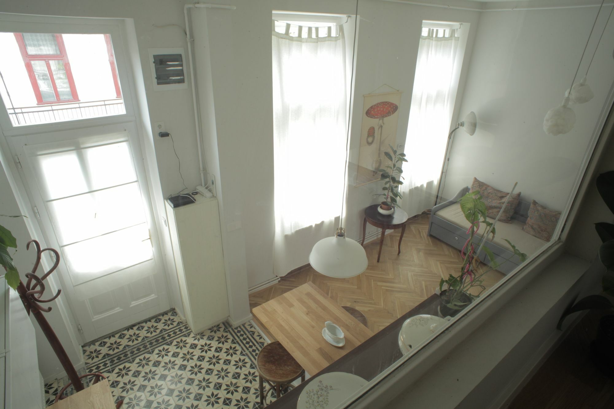 Bpm-apartment Charm And Le Petit Apartman *