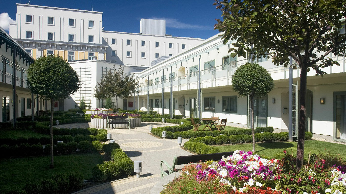 Corinthia 5*