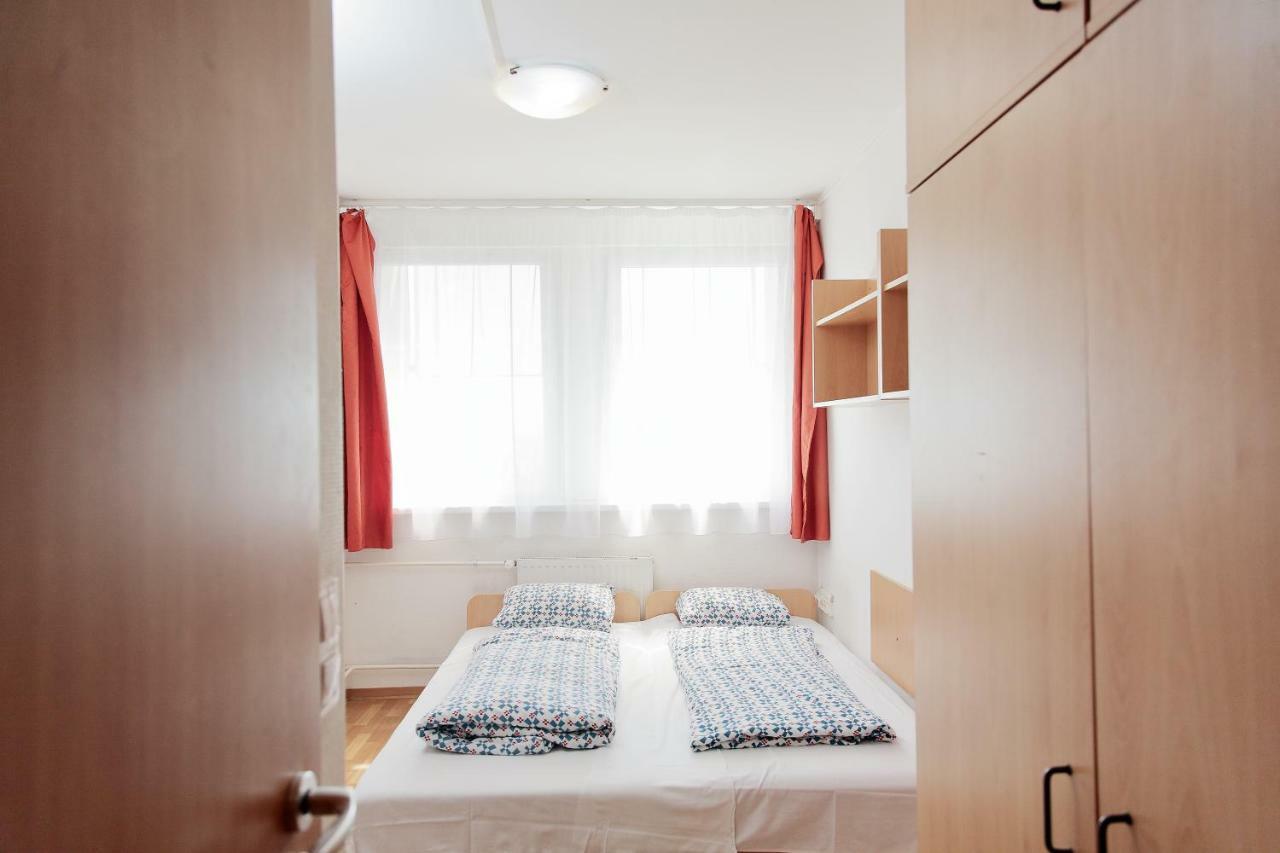 Pop Up - Citadella Hostal Budapest