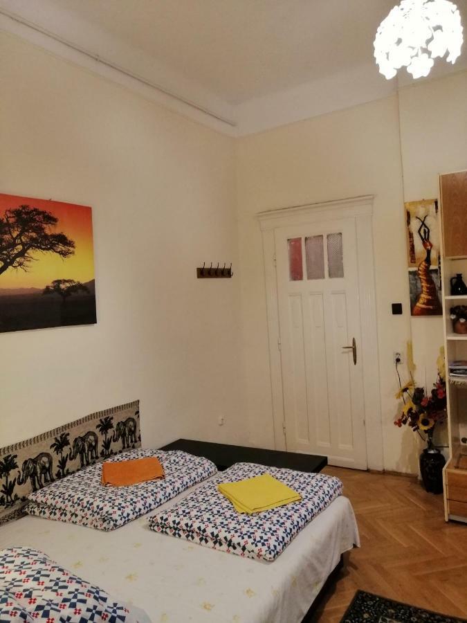 Apartment Garibaldi 5 & Budapest