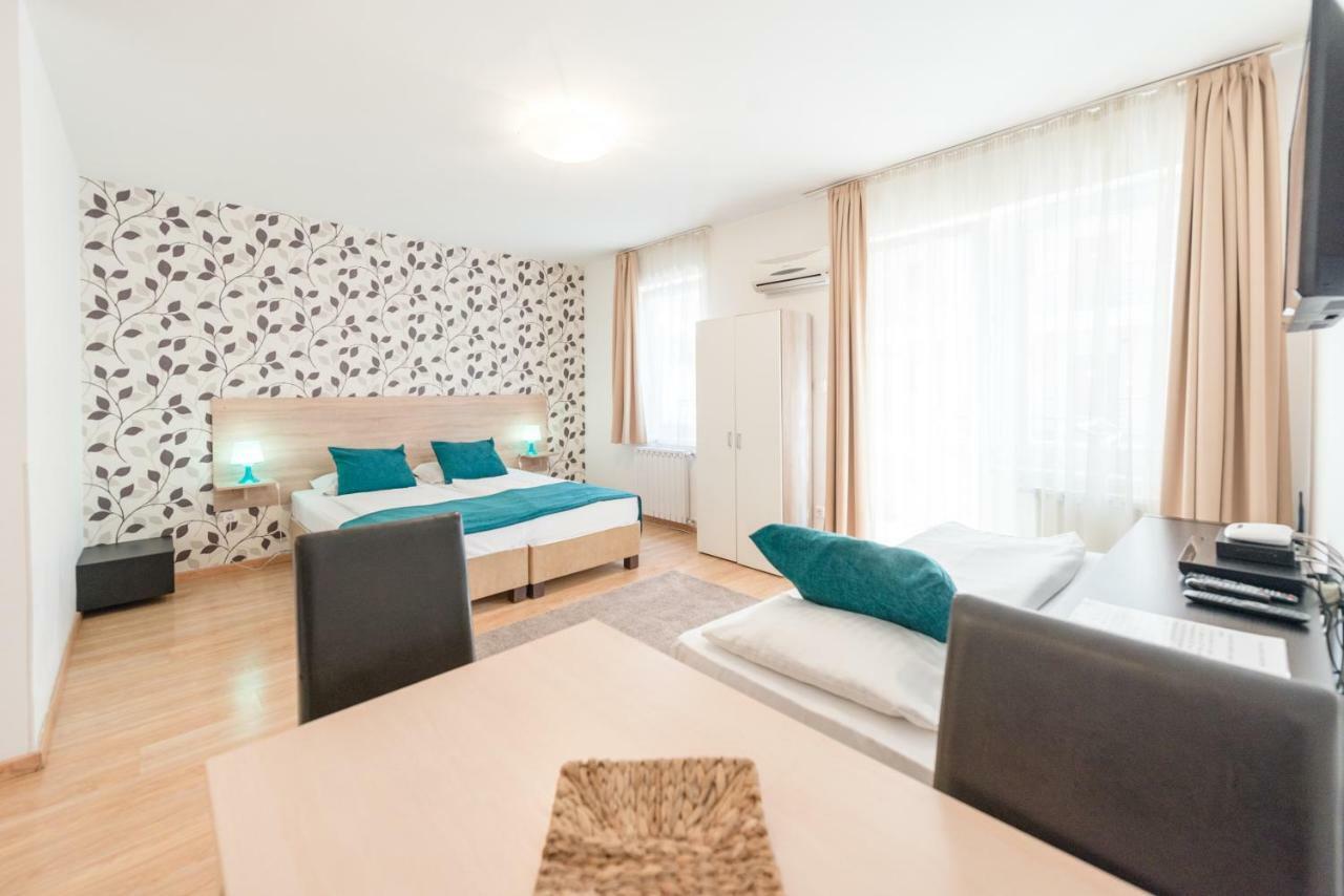 Aparthotel Prince Apartments 3*
