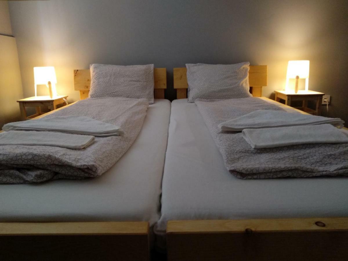 Hobar Hostel
