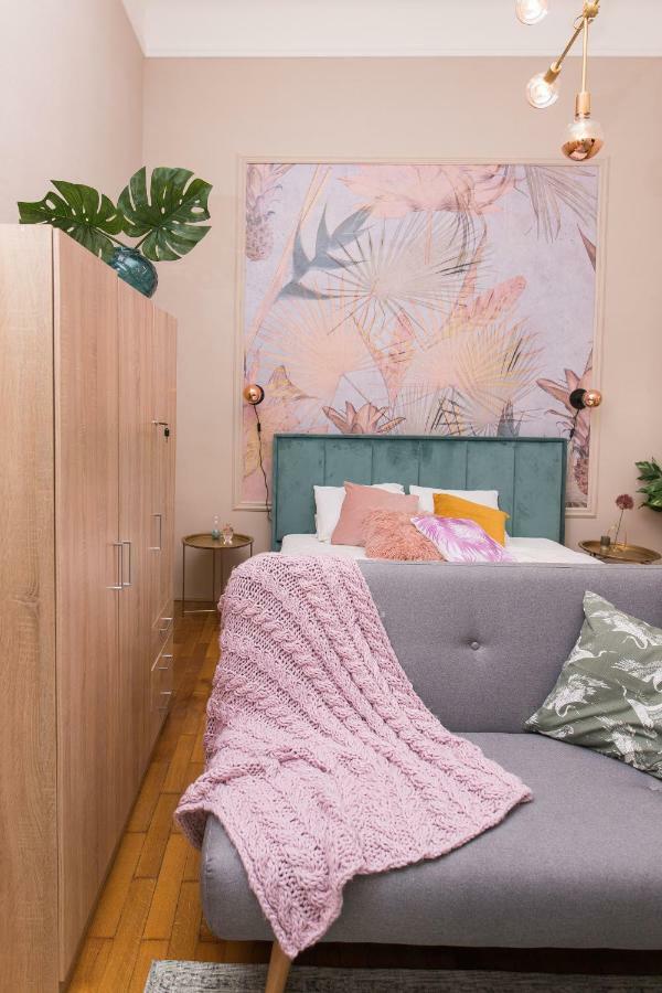 Bathory Downtown Homey Apartment *