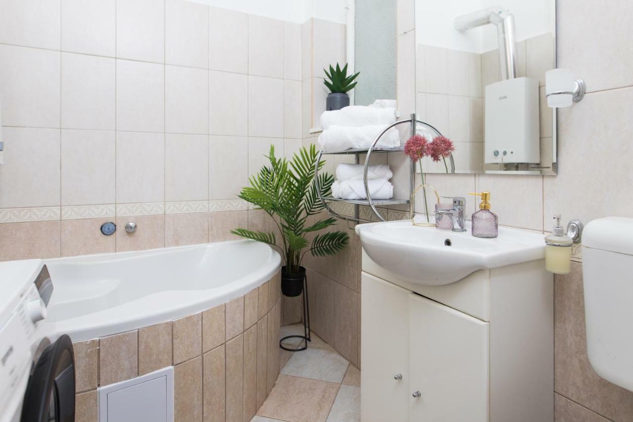 Bathory Downtown Homey Budapest