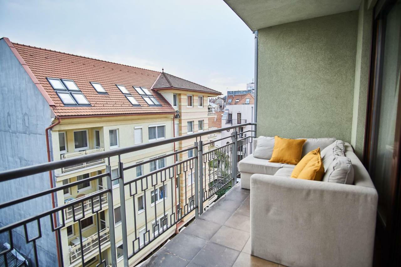 Apartment G1 - *