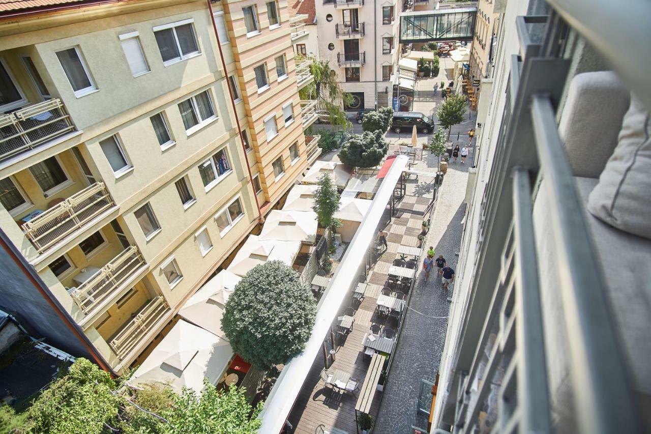 G1 - Apartment *