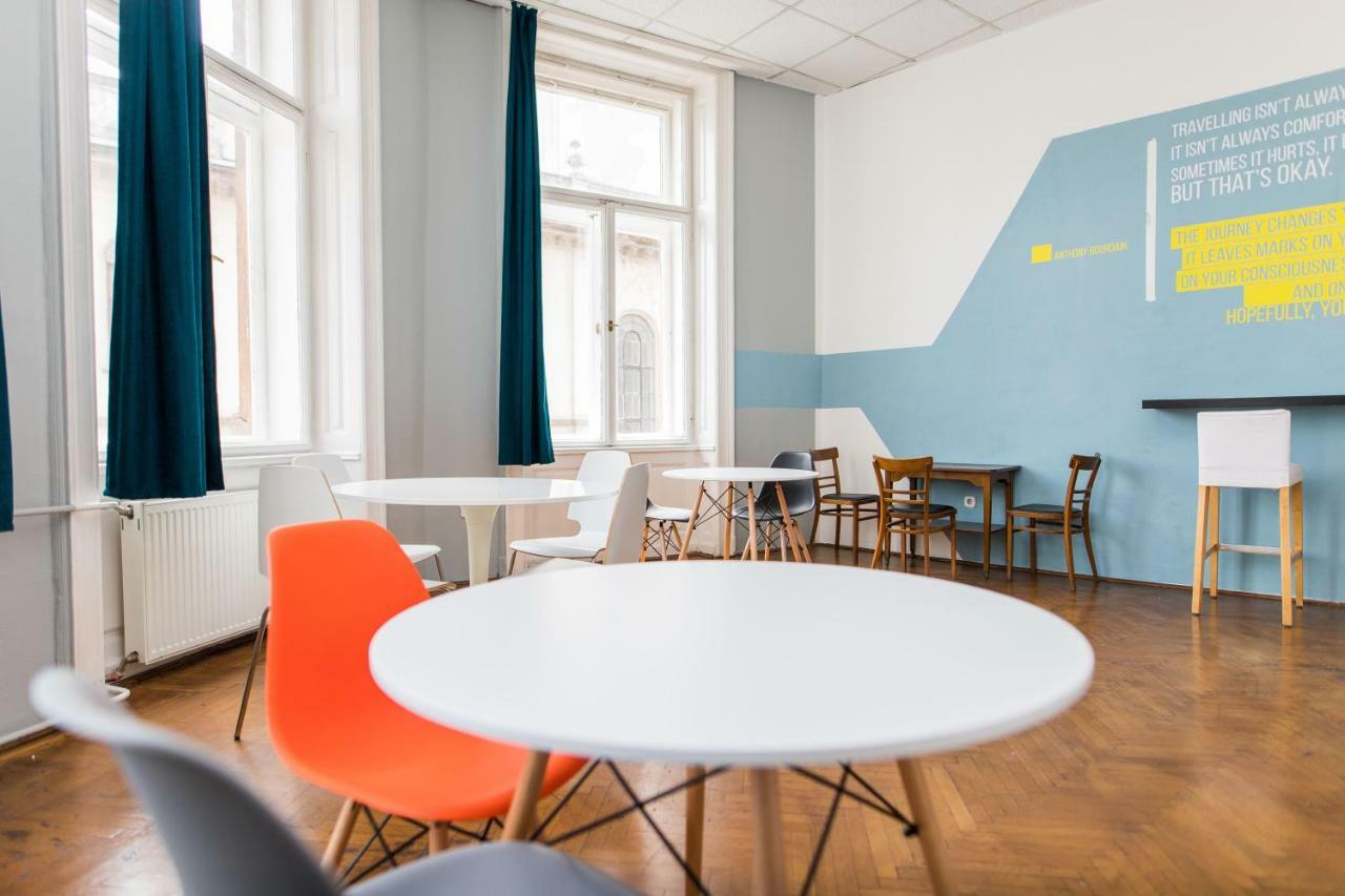 2b & Auberge de jeunesse
