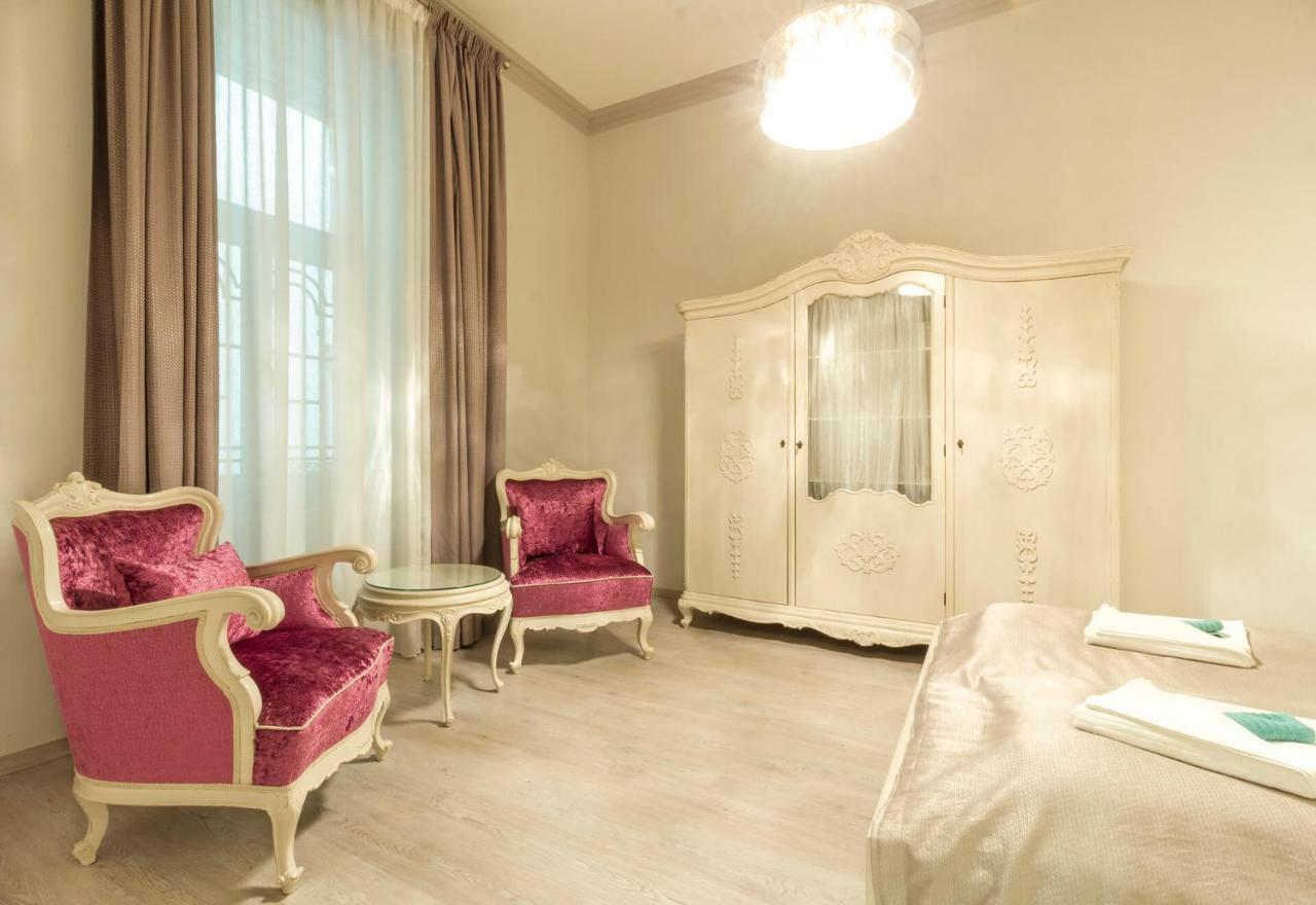 Vori Vori De Luxe Apartment *