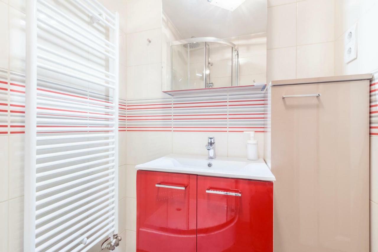 Vori Vori De Luxe Apartment *